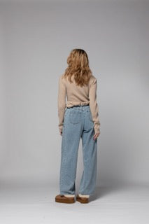 THEA sweater