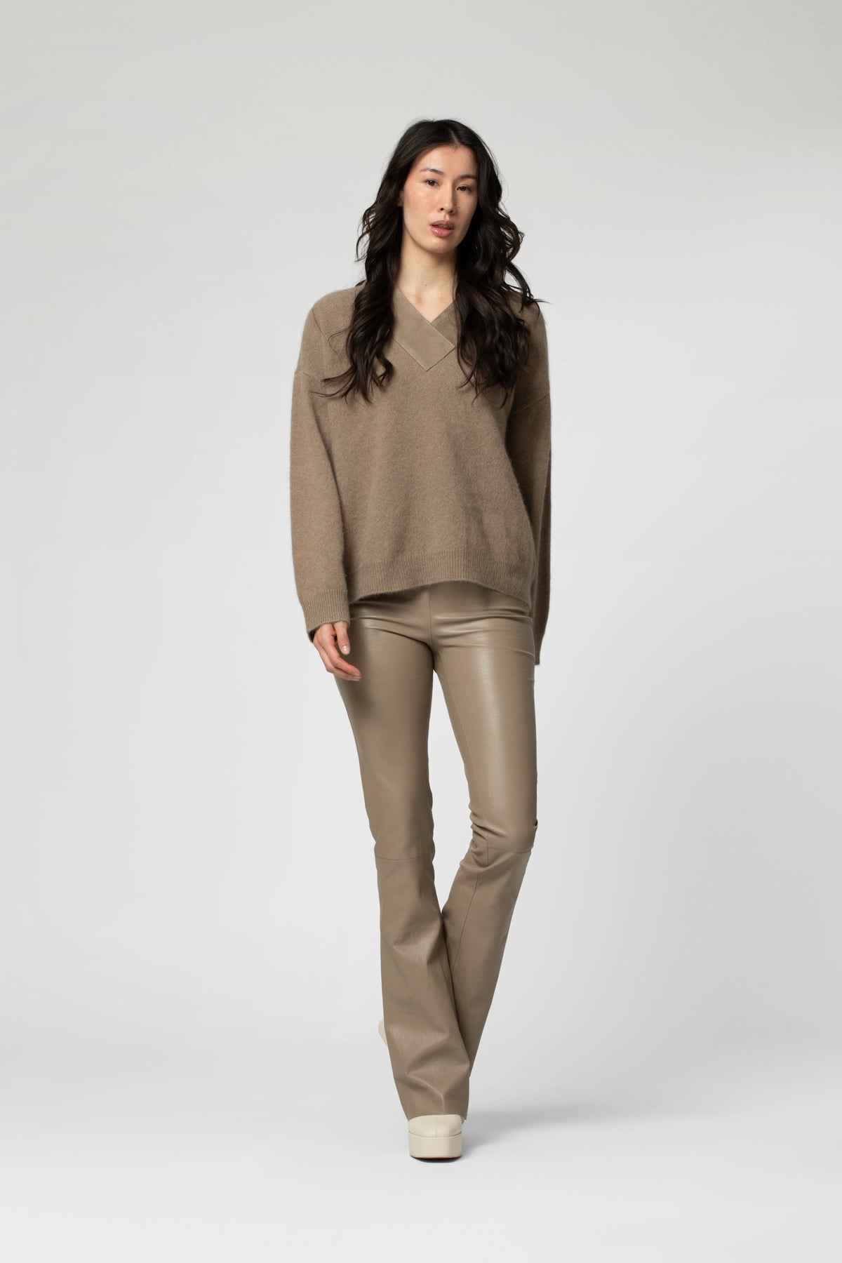 PULLOVER H26PRALINE detail