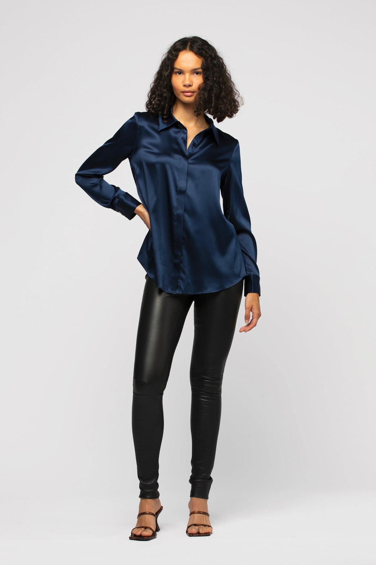 PERLEGGING Black